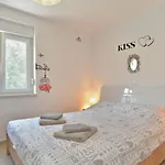 Valbandon 1719 بيت للعطل فاجانا
