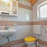بيت للعطل Valbandon 1719 *
