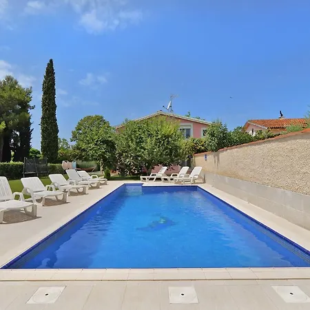 Vakantiehuis Valbandon 1719 Fažana